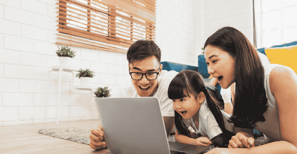 Parenting Trends of 2024: How Technology Redefined Family Life